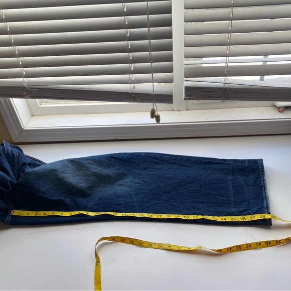 AE Women's Ex Boyfriend Jeans Size 14 Fits Size 16 - Picture 13 of 16